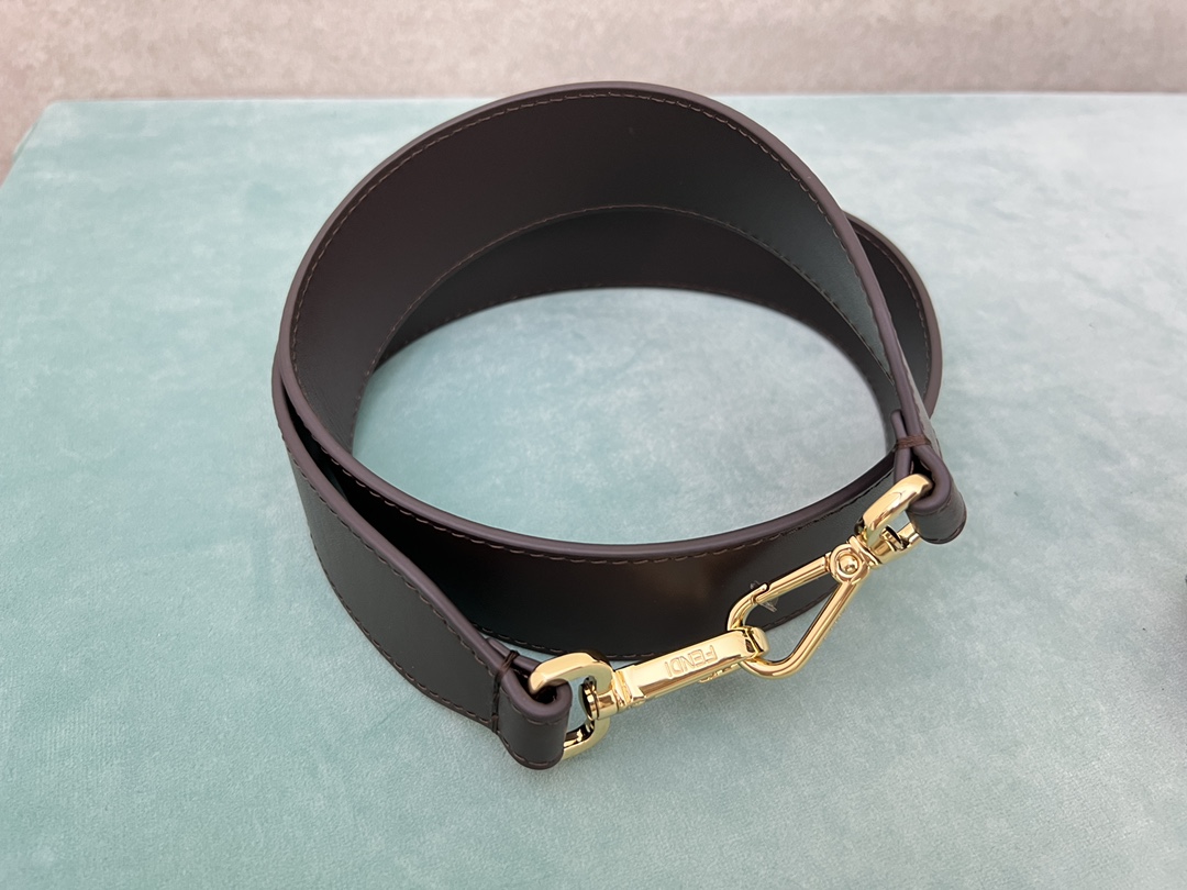 F**di baguette bag-26x14x4cm