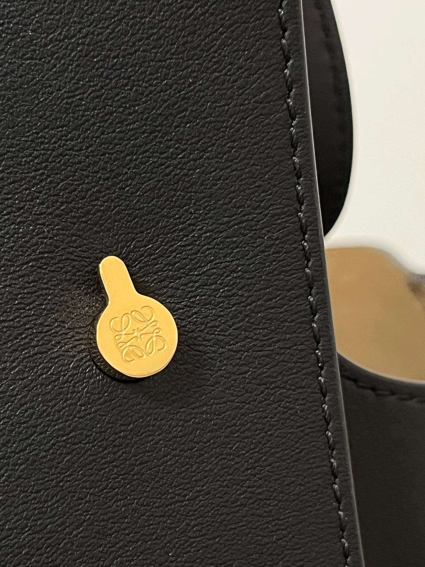 Loewe Pebble Bucket Bag-28*24*23CM