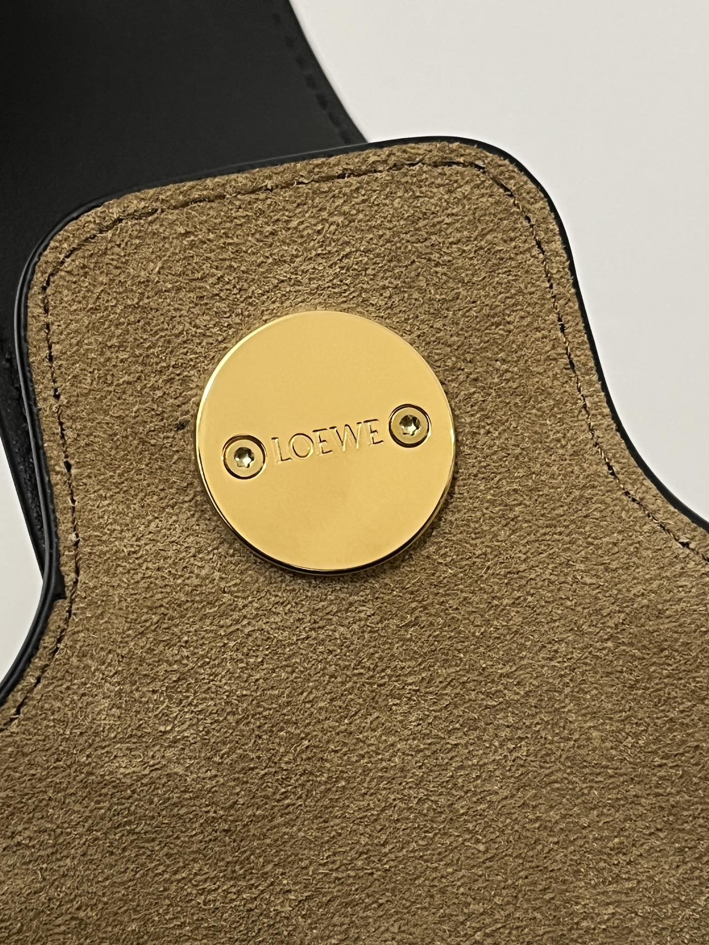 Loewe Pebble Bucket Bag-28*24*23CM