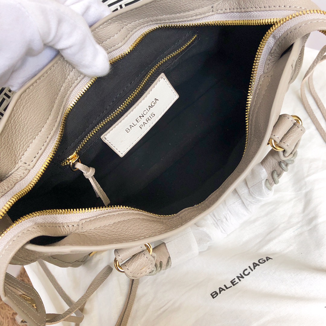 Ba*len*cia*ga graffiti classic city