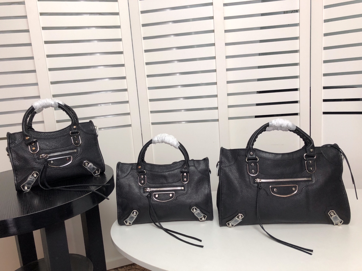 Ba*len*cia*ga graffiti classic city