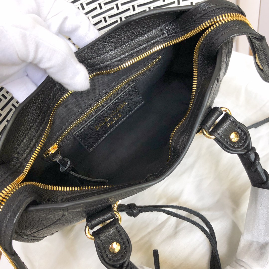 Ba*len*cia*ga graffiti classic city