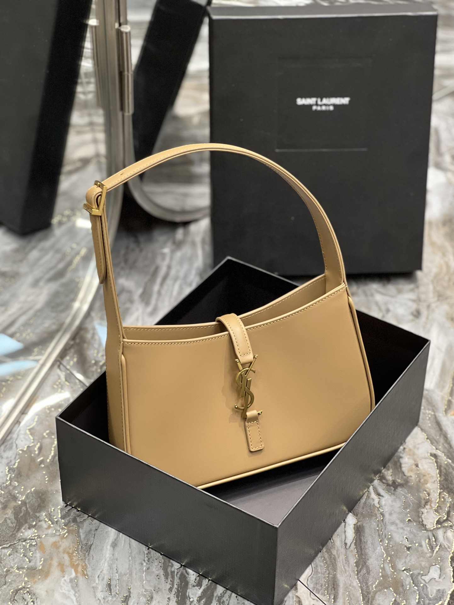 YSL Le5A7 Vintage Bag-25X14X6CM