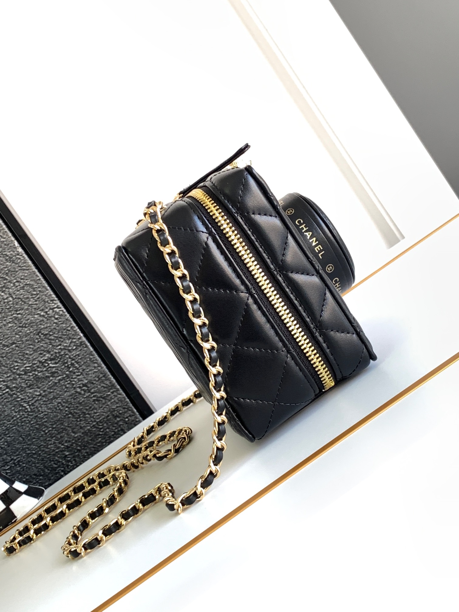 Ch@nel Vintage Camera Bag-18CM