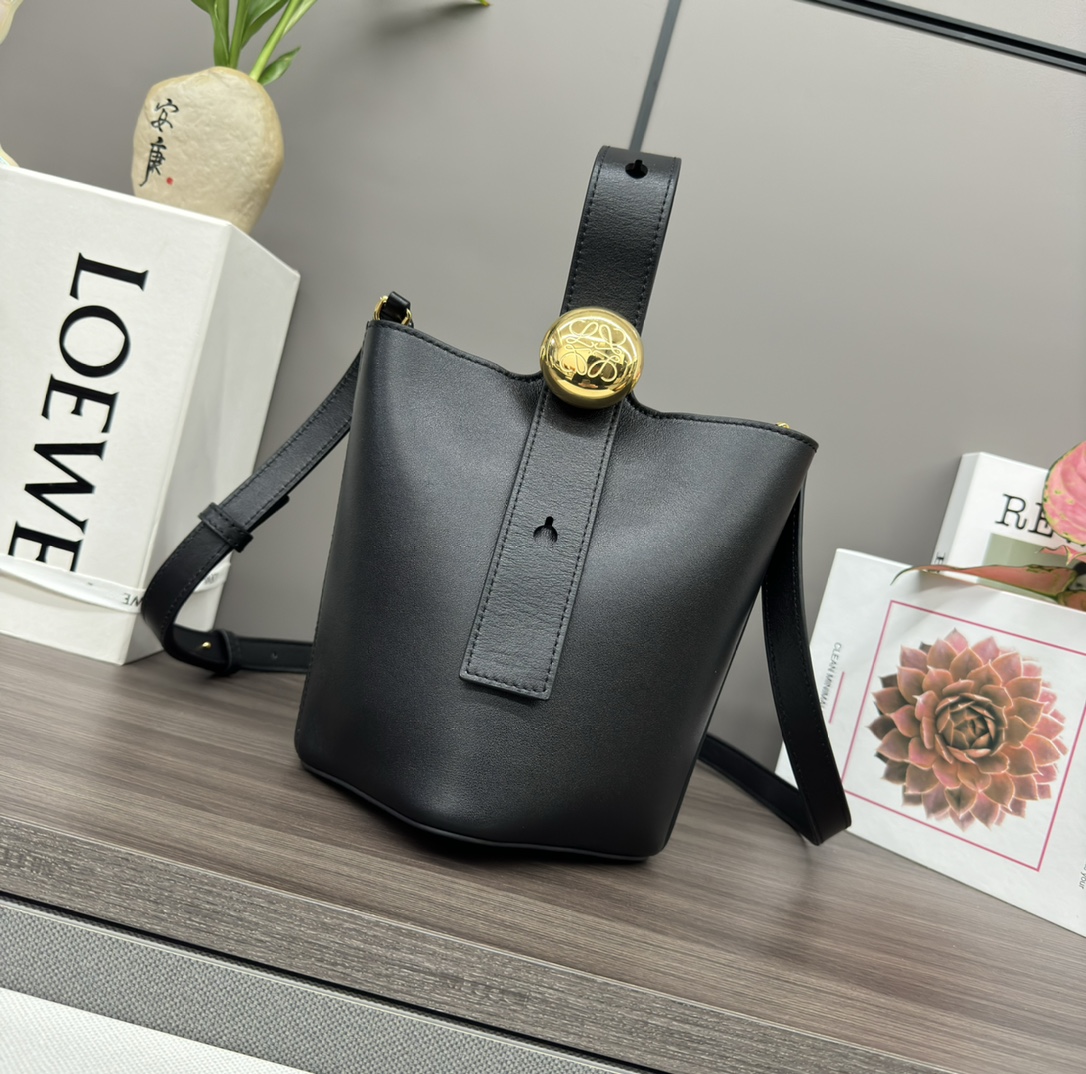 Loewe Mini Pebble Bucket Bag-16*16*19.5CM
