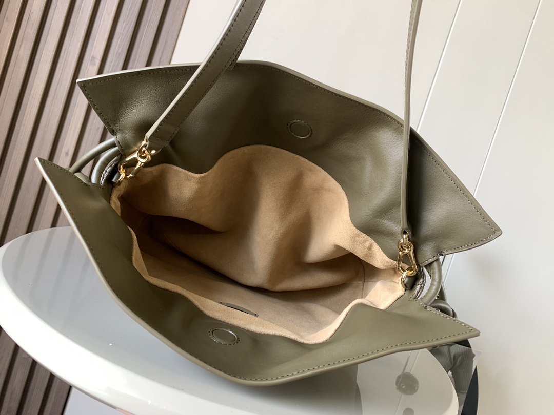 Loewe Flamenco-30*24.5*10.5CM