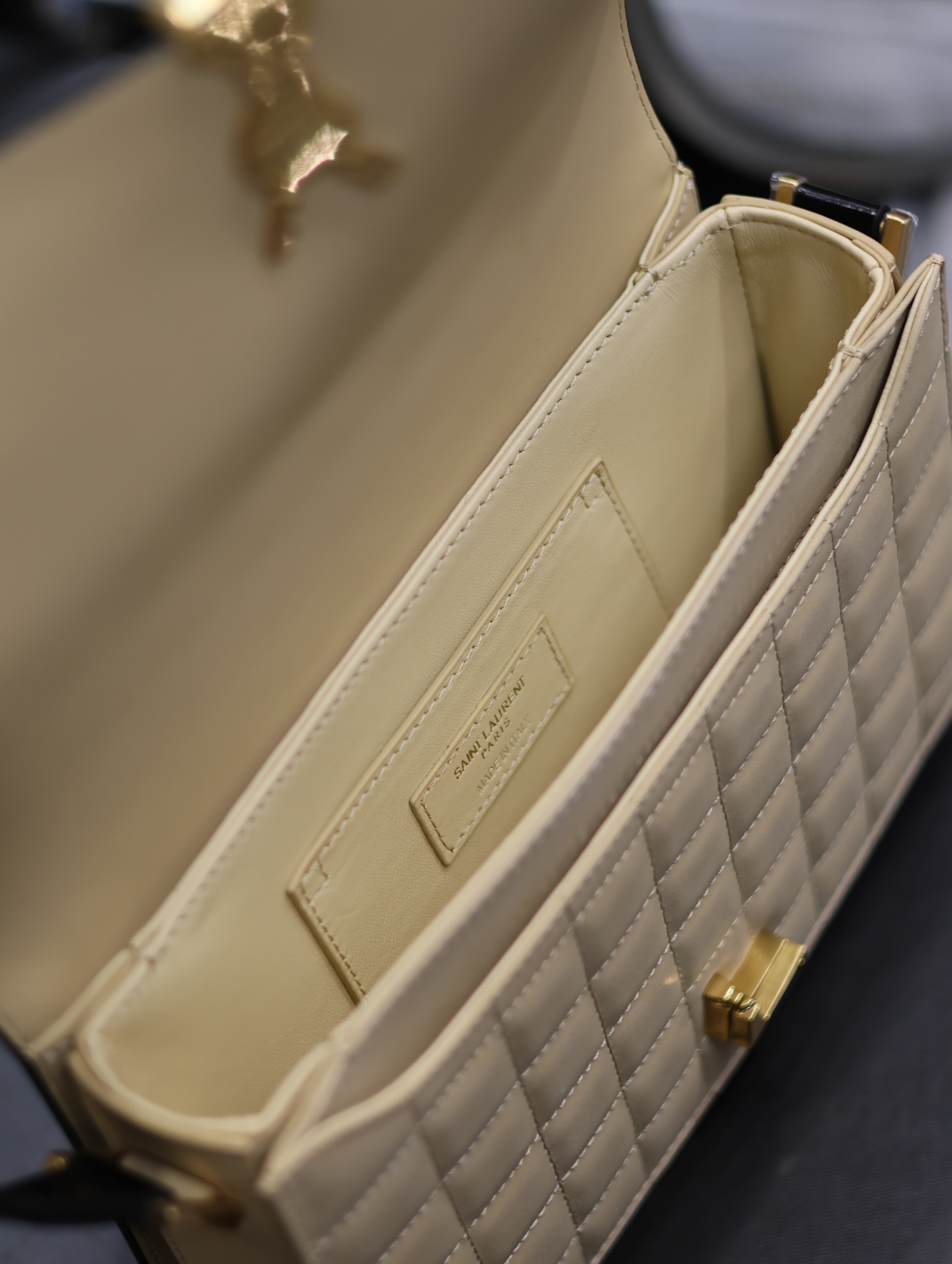 YSL Solferino Box Bag-23×16×6CM