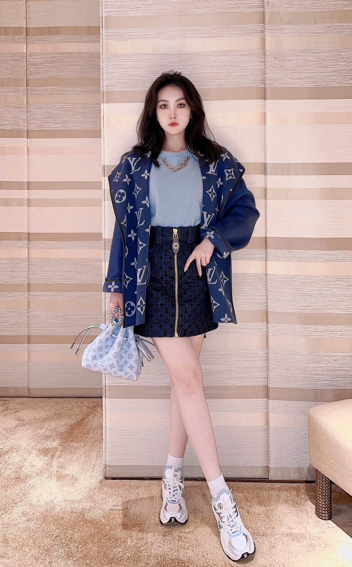 l**is V*t*n run55 sneakers(eu35-eu41)