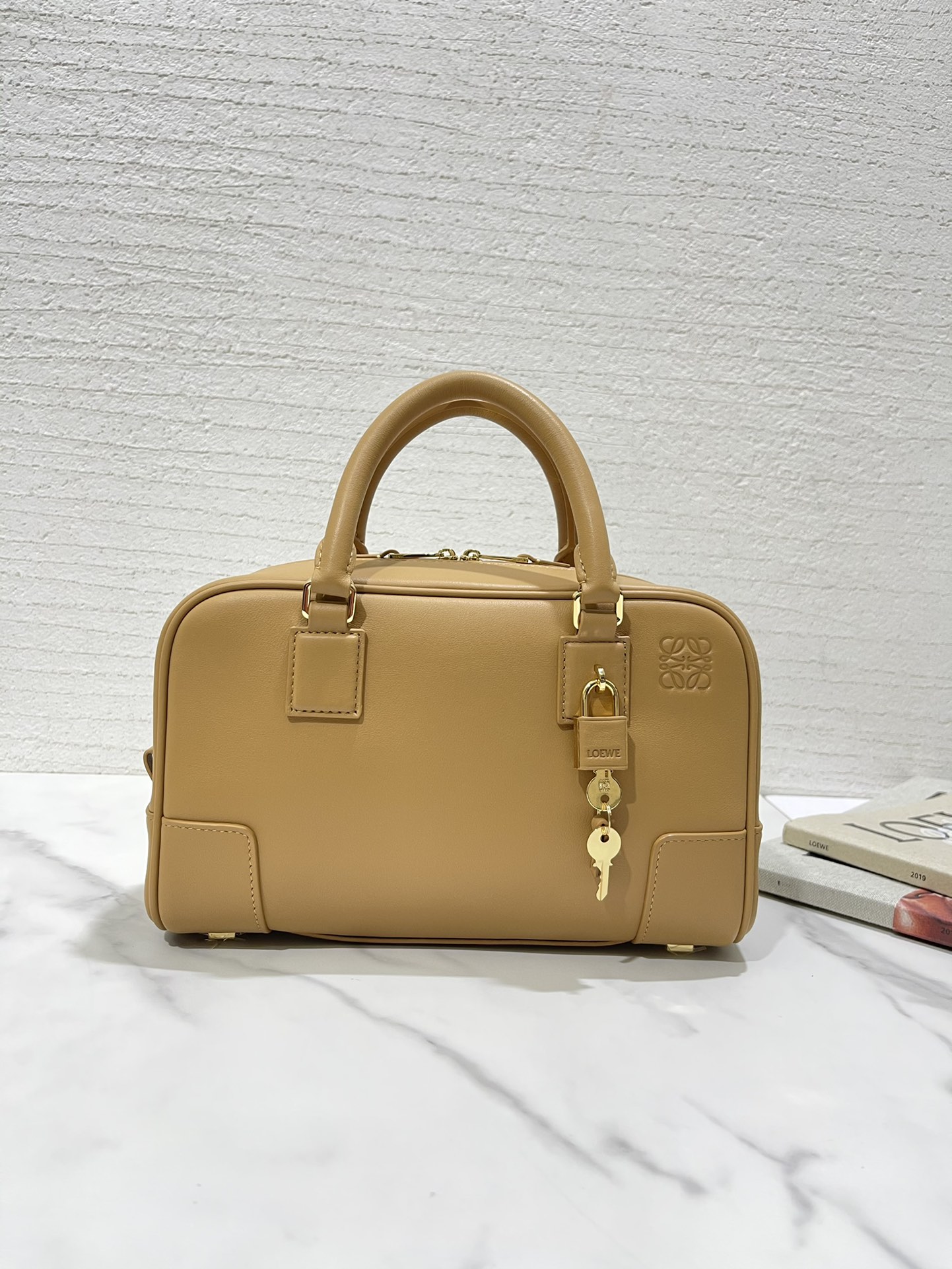 Loewe Amazon Bag-23*16*10CM