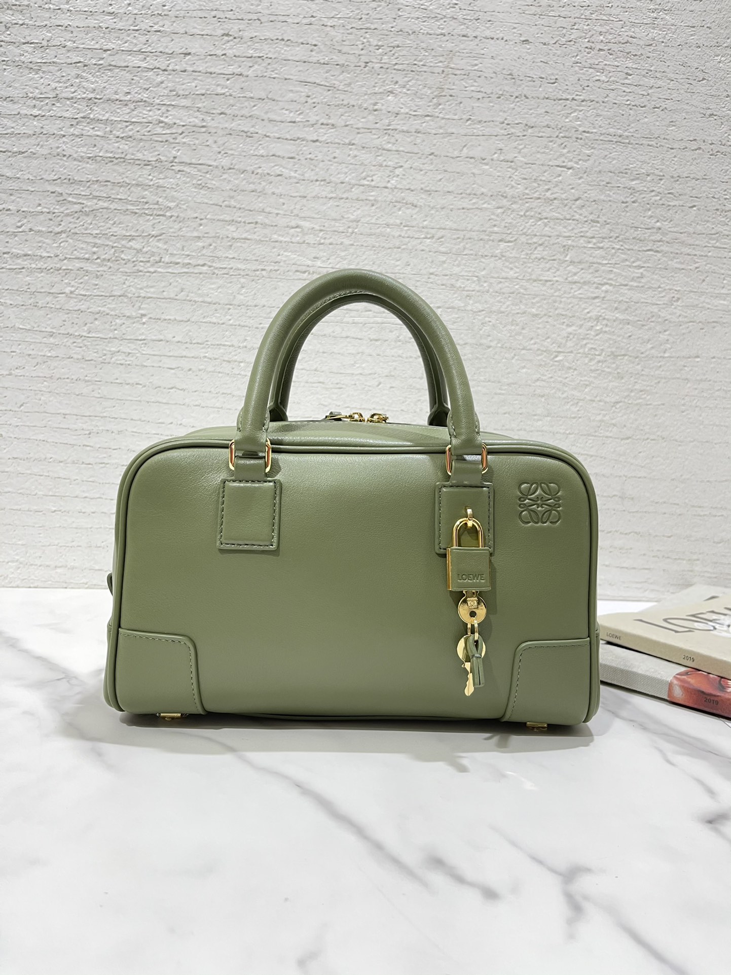 Loewe Amazon Bag-23*16*10CM