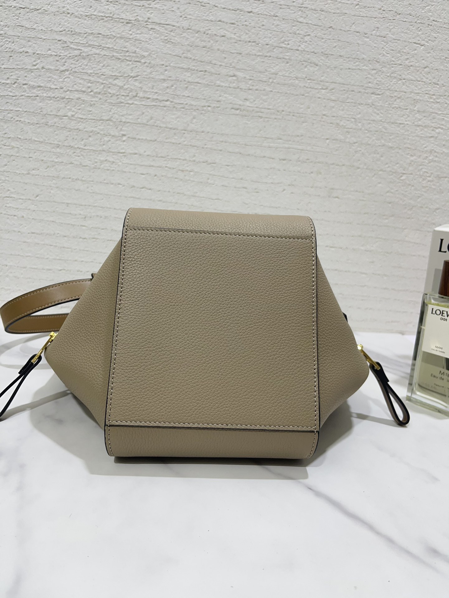 Loewe Hammock Bag-20.8*19.5*14.5CM