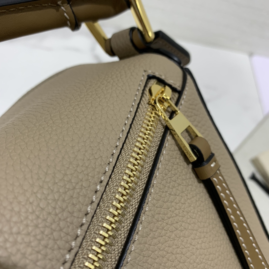 Loewe Puzzle Small Bag-24*10*14CM