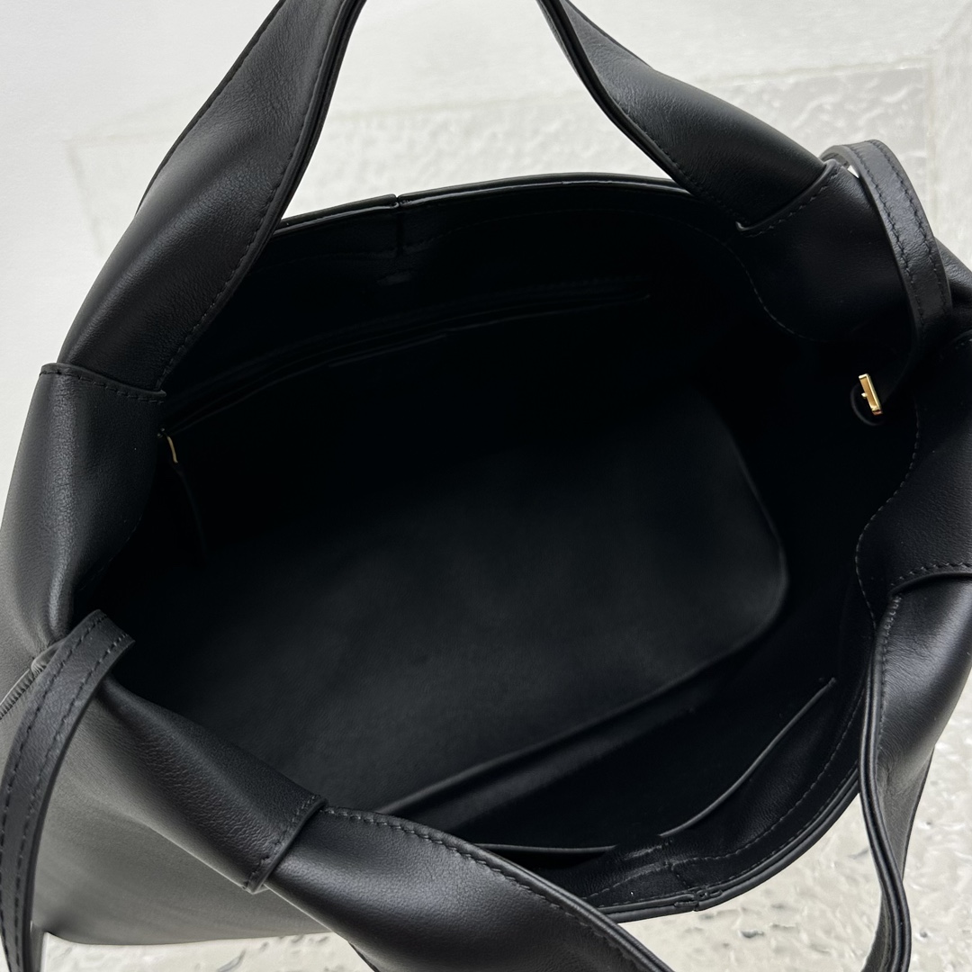 The Row Camdem Bag-32*23*14CM
