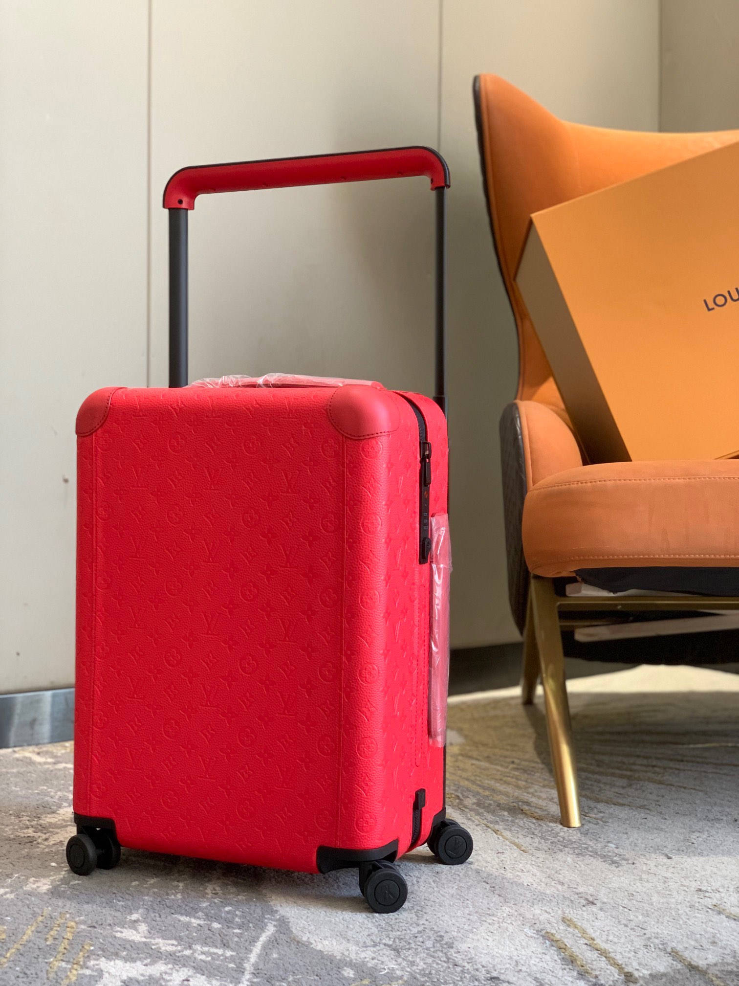 l**is V*t*n horizon 55-‭38*55*21cm