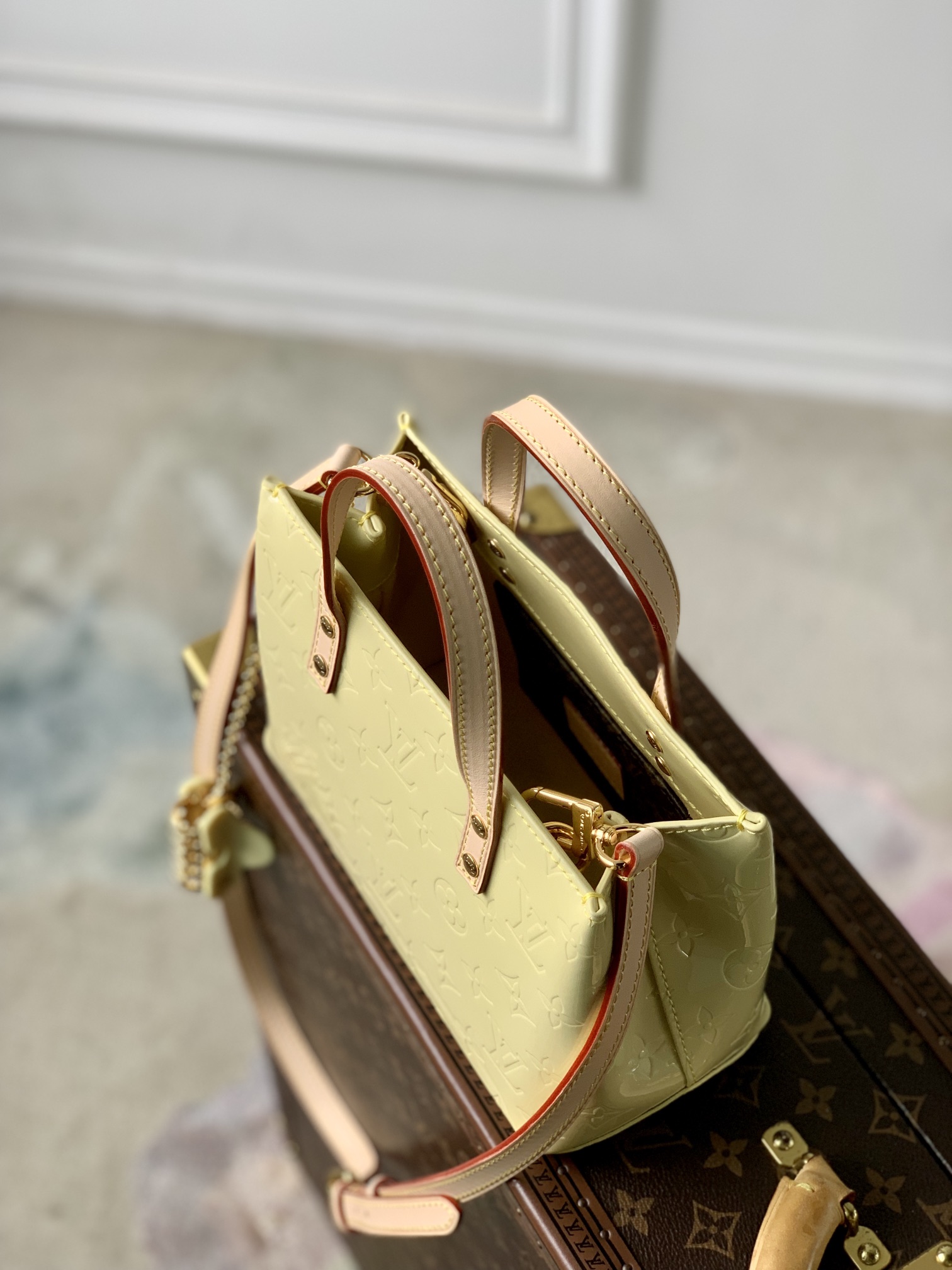 l**is V*t*n reade handbags m24144-22 x 16.5 x 11cm