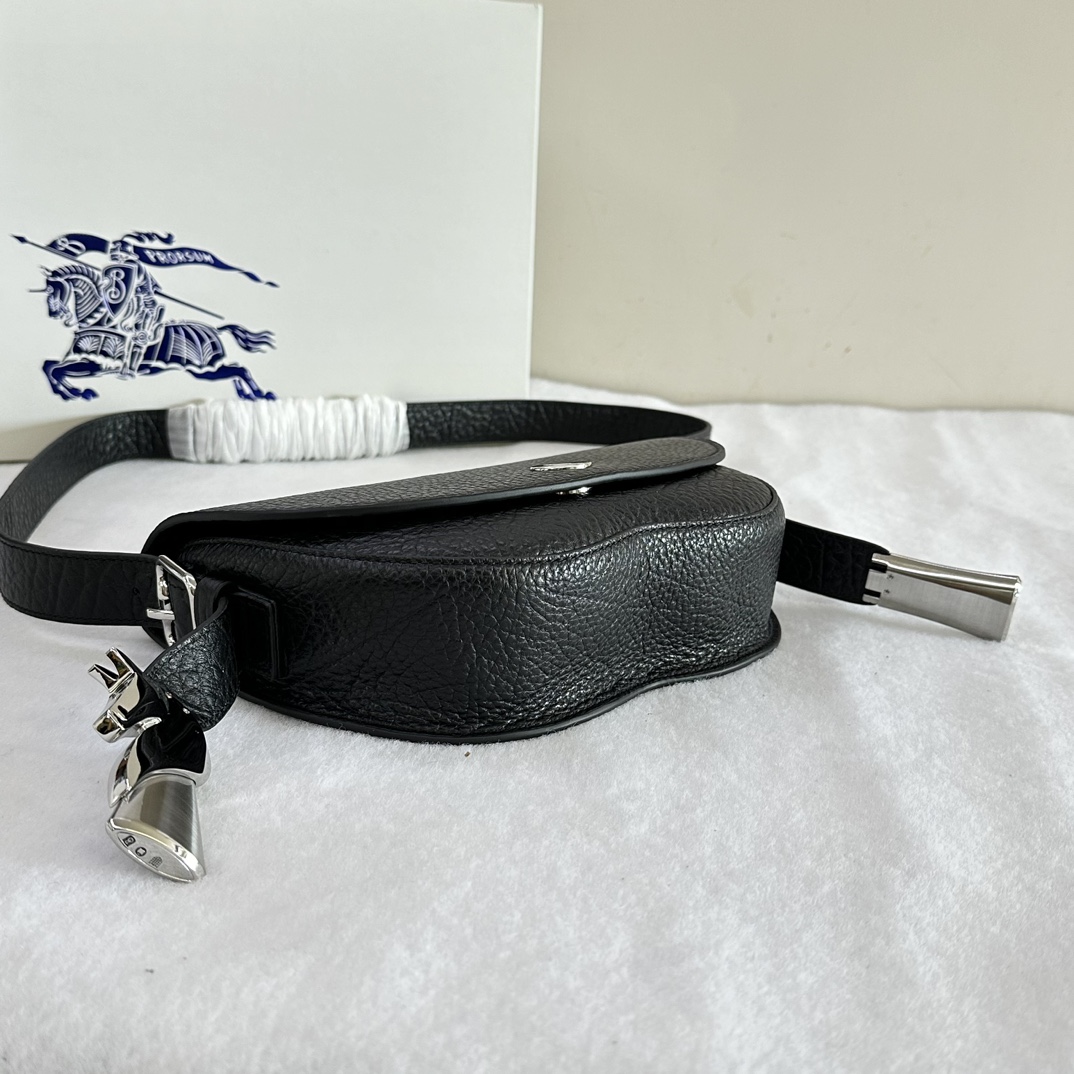 B**rry ches bag-25*6.5*17.5cm