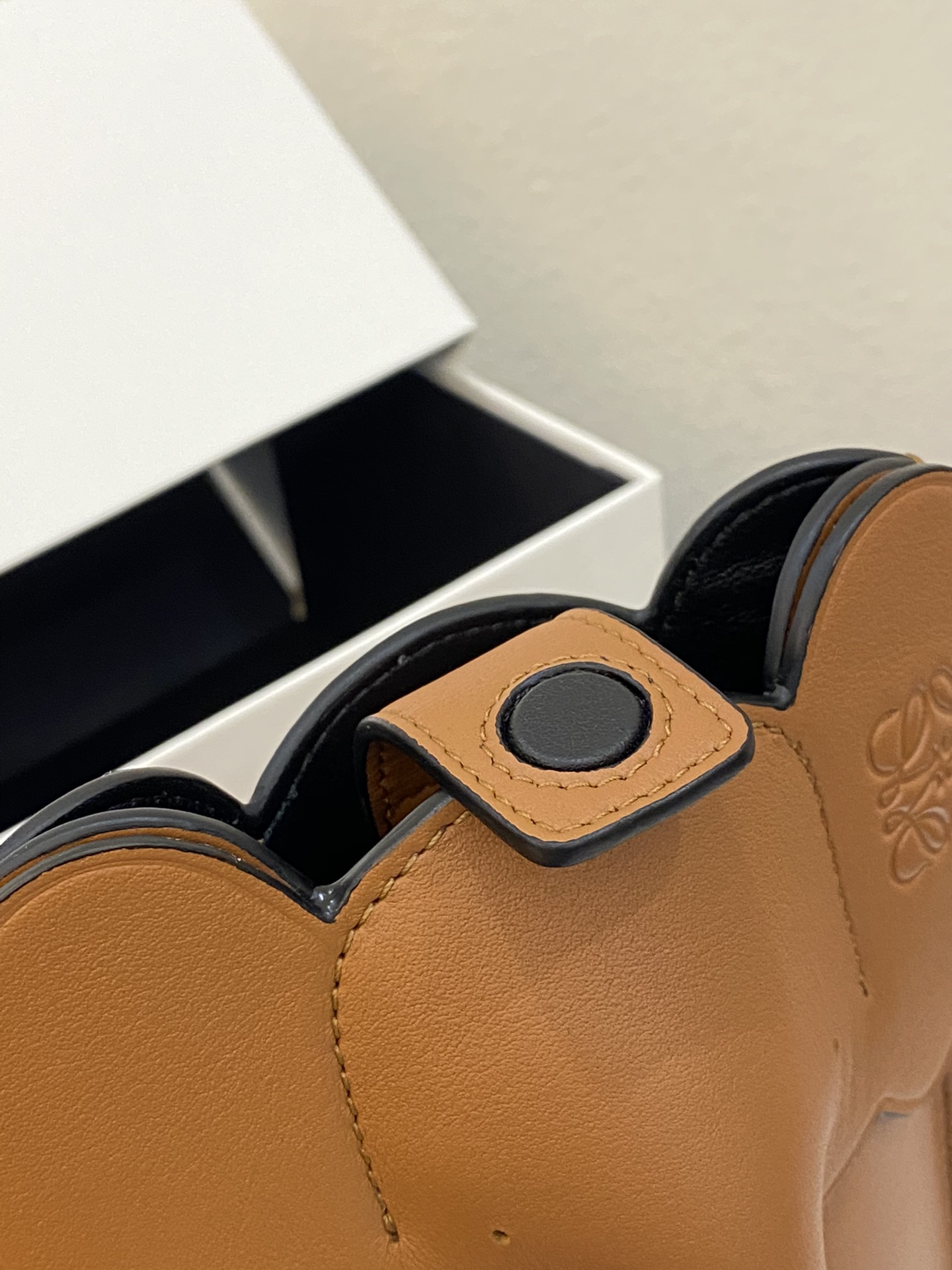 Loewe Phone Bag-19*8*4CM