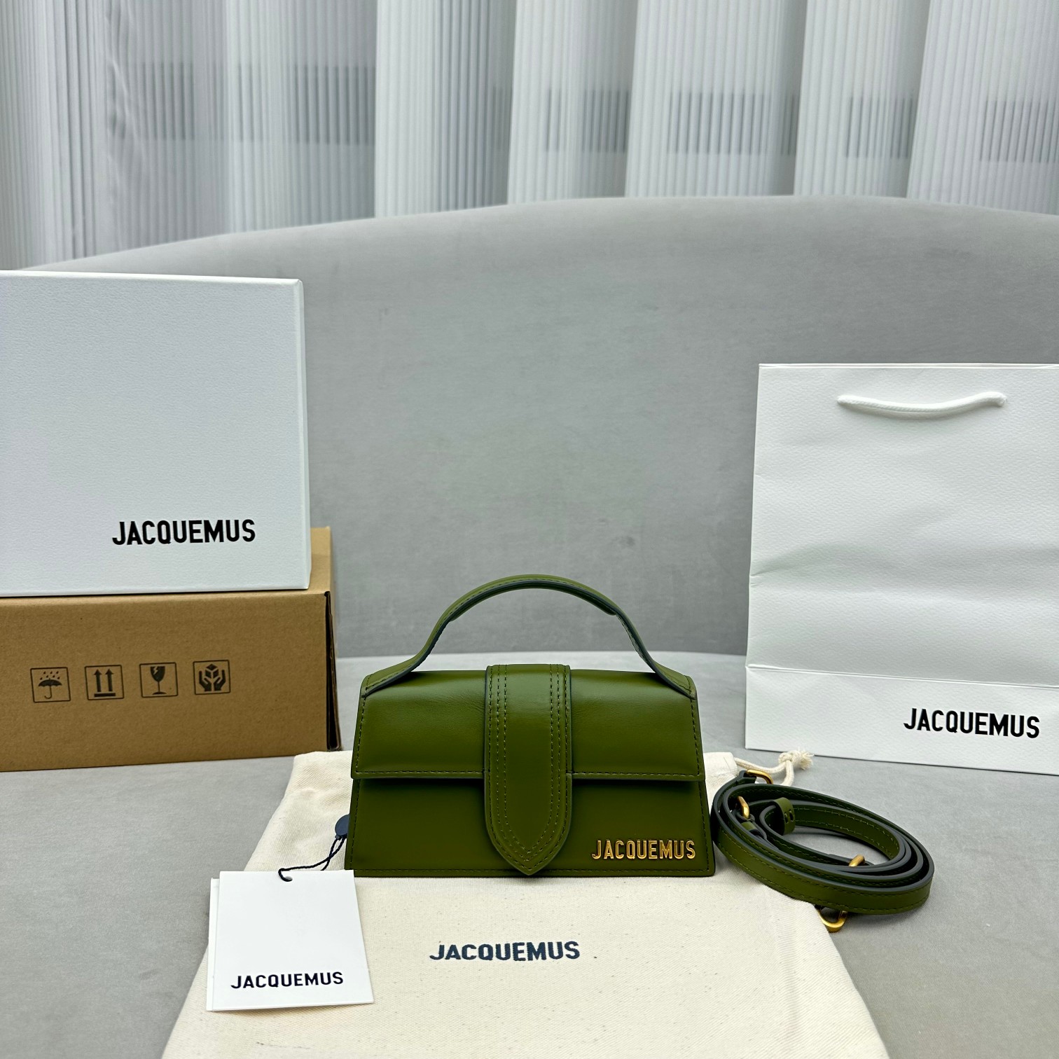 Jacquemus Small Bamnino Bag-18x6x7CM