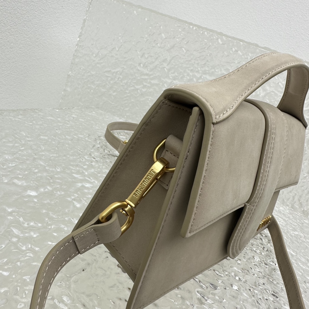 Jacquemus Large Bamnino Bag-24x13x7CM