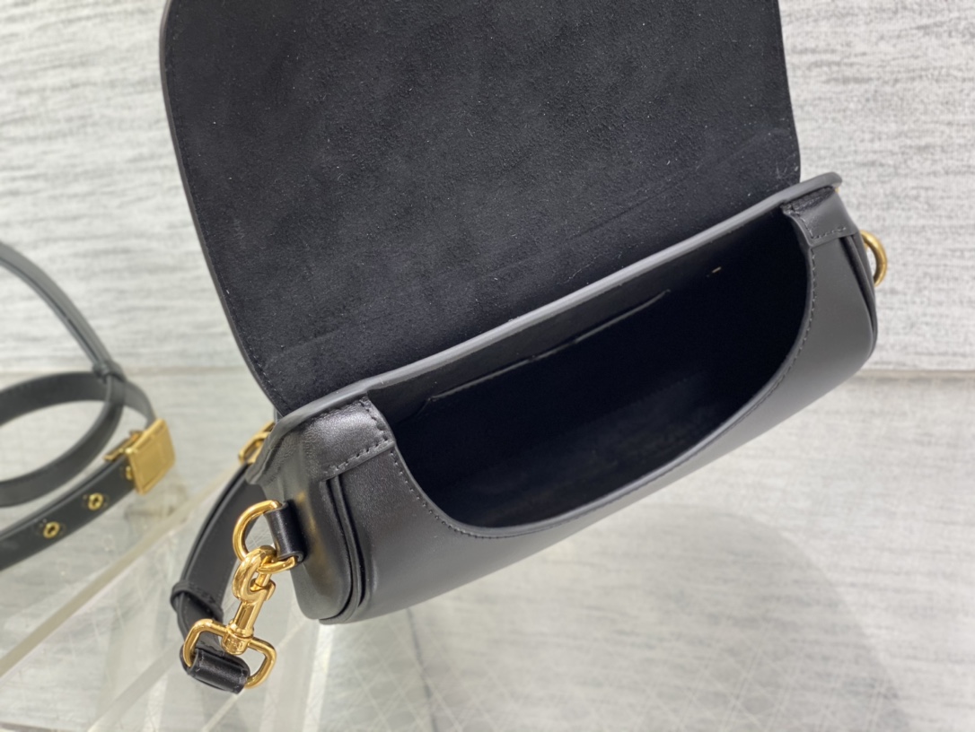 Di0r 30 Bobby Bag-22*17*6CM