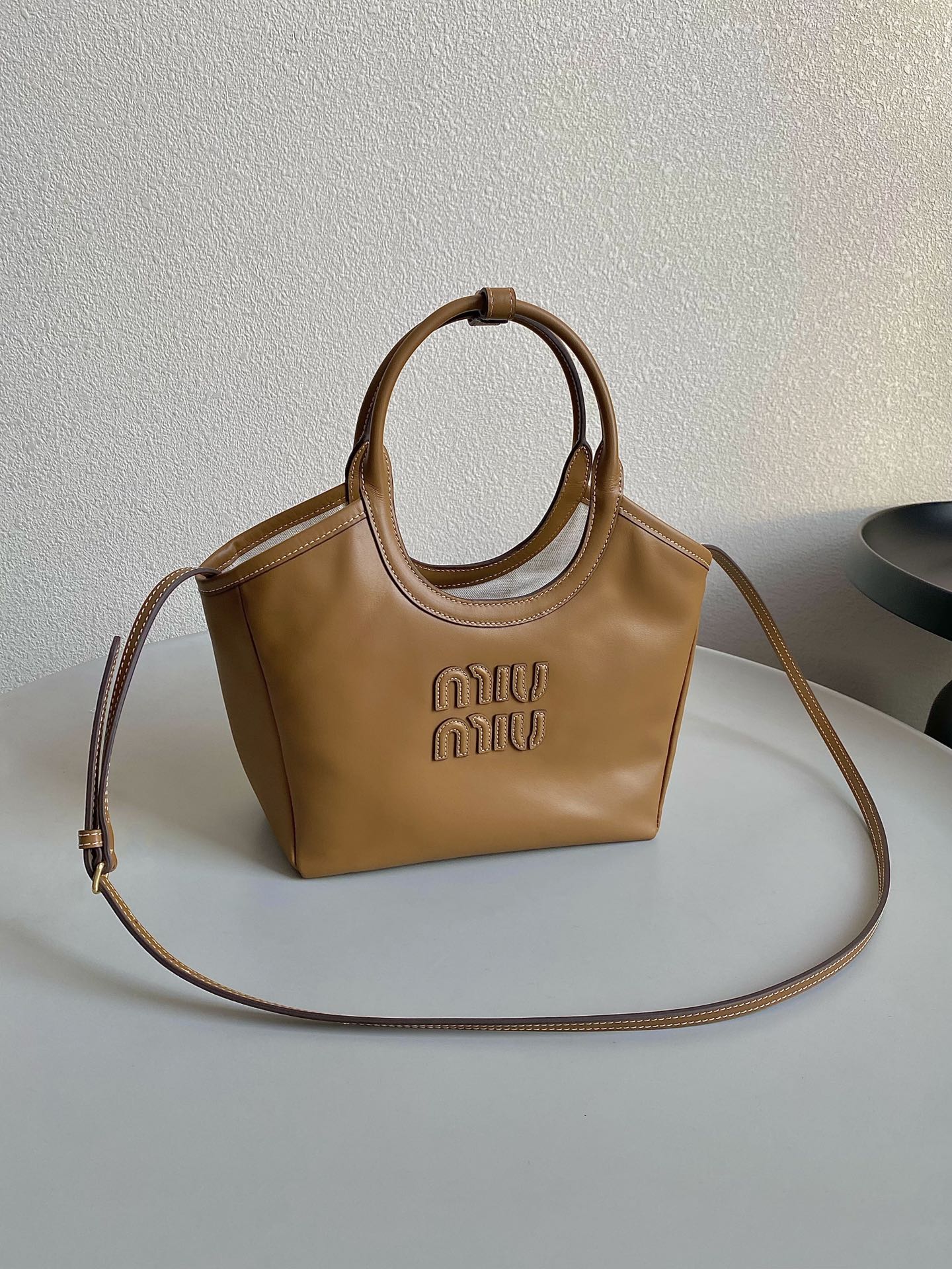 MiuMiu Tote-40×39×18CM
