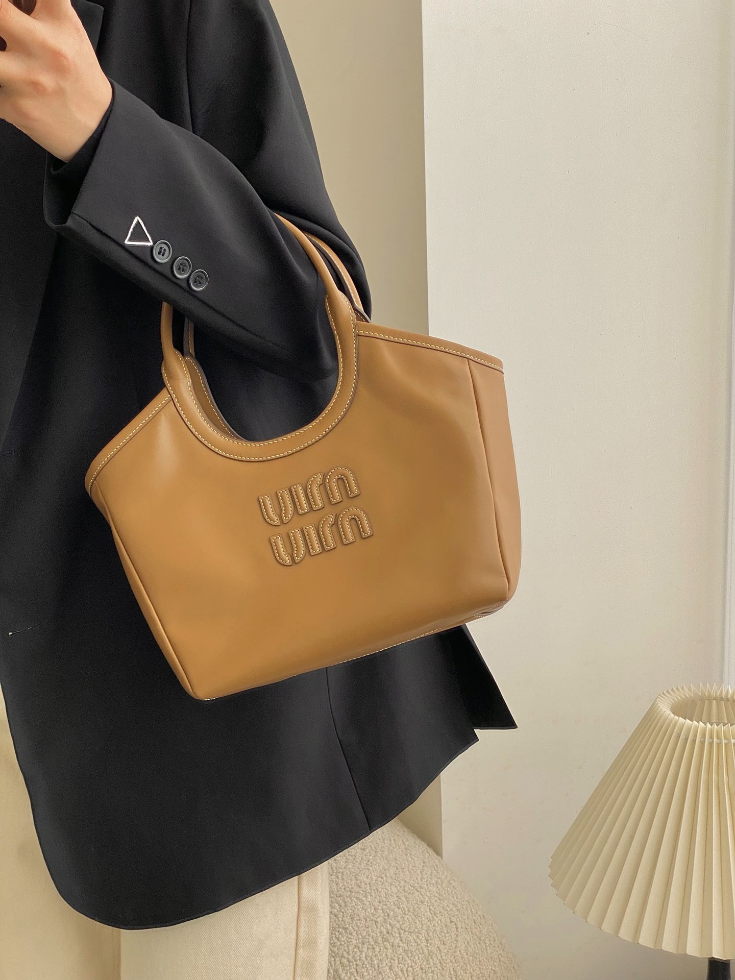 MiuMiu Tote-40×39×18CM