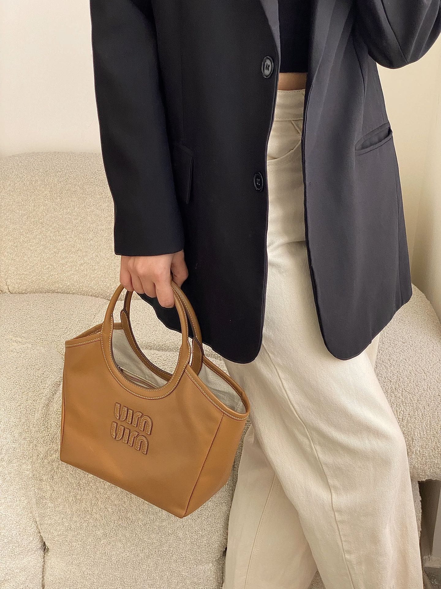 MiuMiu Tote-40×39×18CM