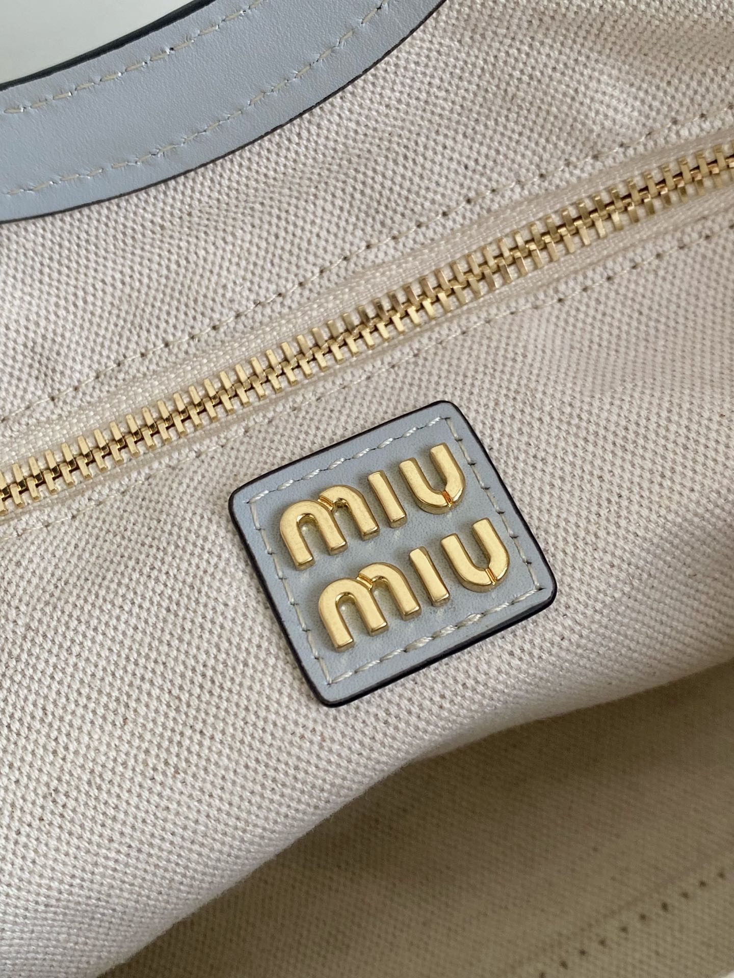 MiuMiu Tote-40×39×18CM