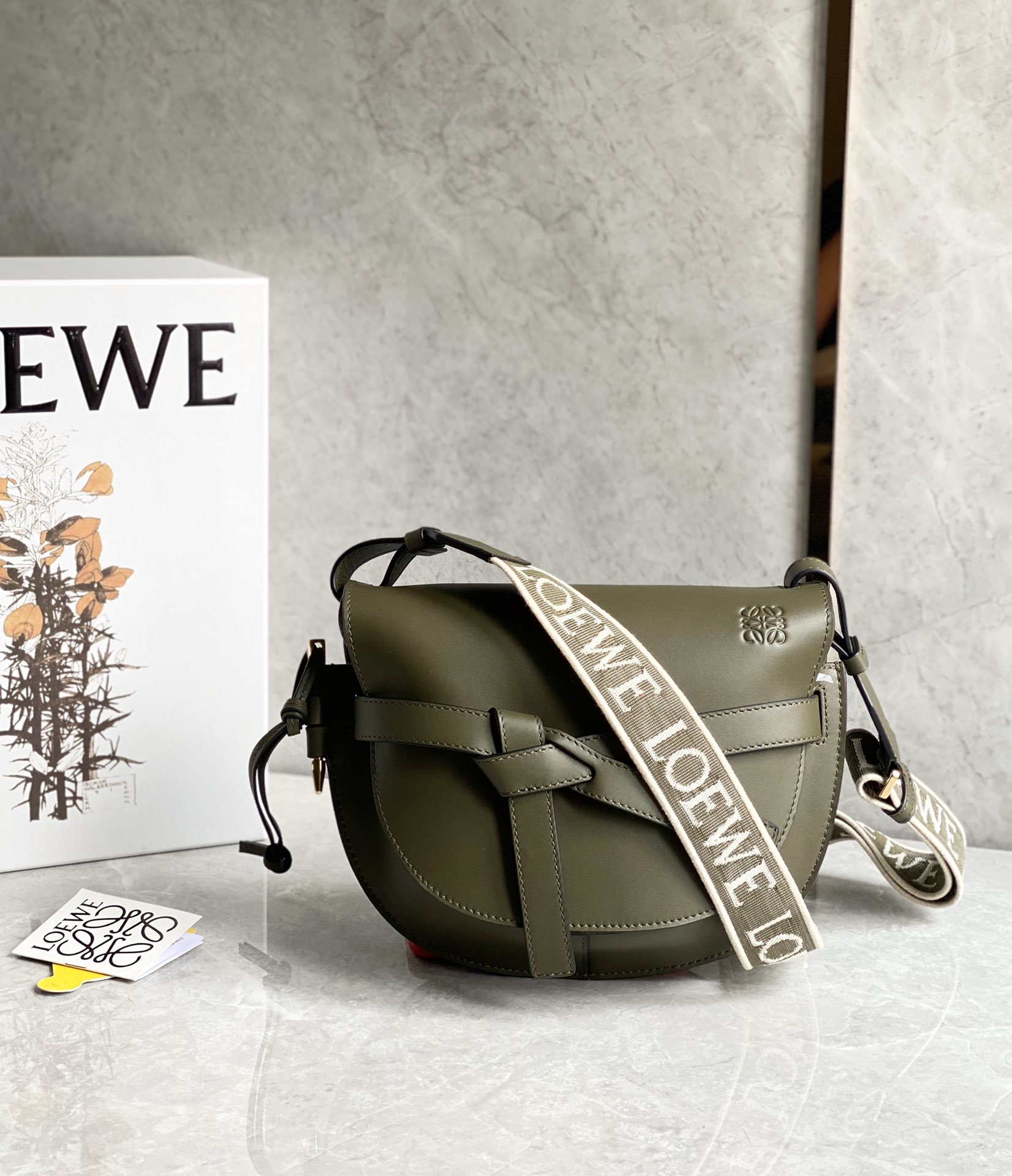 Loewe Puzzle GateDual Bag-25*19*11.5CM