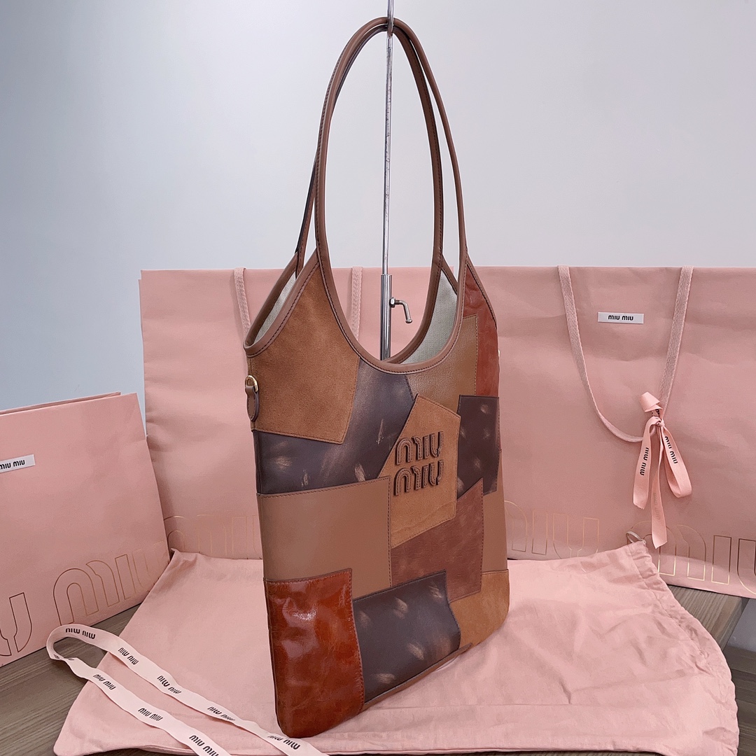 MiuMiu Tote-35 X 40CM