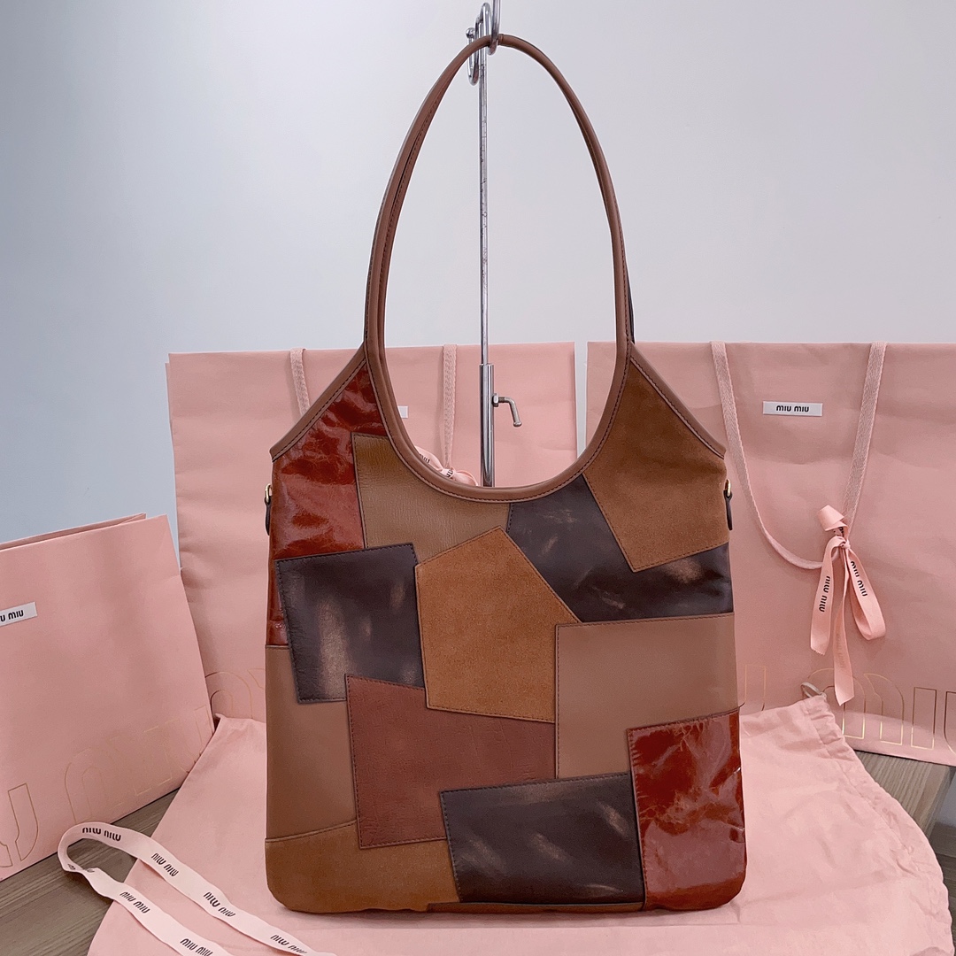 MiuMiu Tote-35 X 40CM