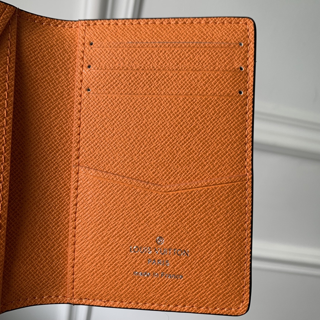 l**is V*t*n wallet-m83095-8*11*1cm