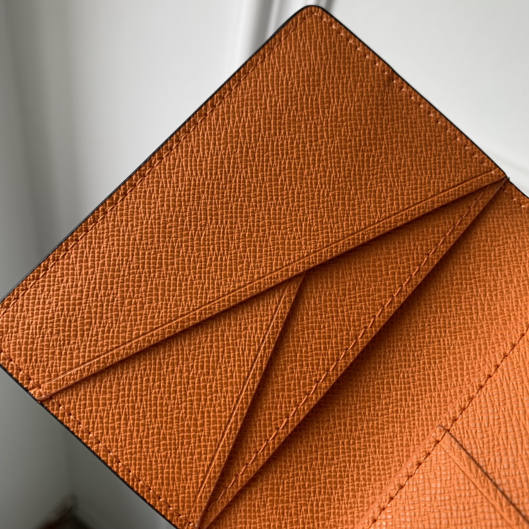 l**is V*t*n wallet-m83095-8*11*1cm