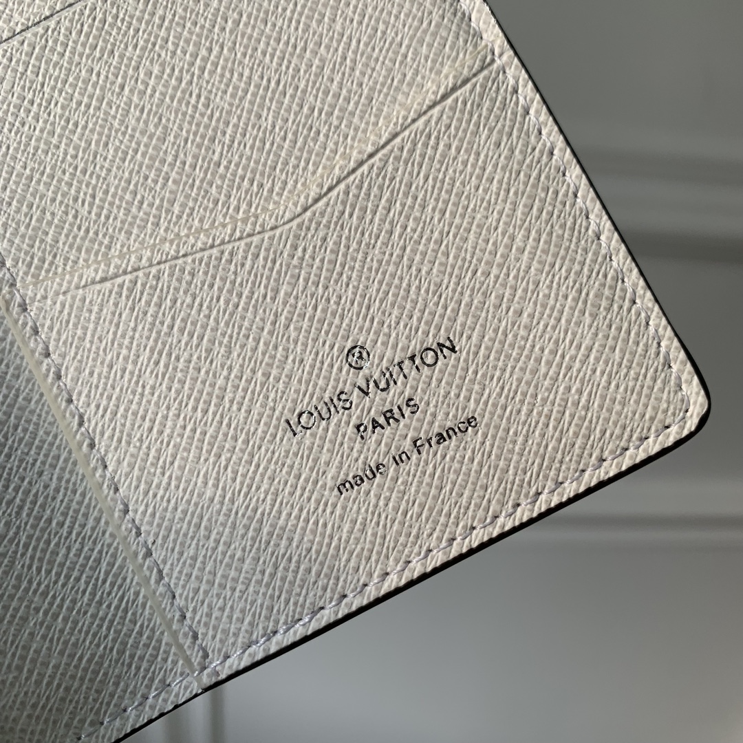 l**is V*t*n wallet-m83095-8*11*1cm