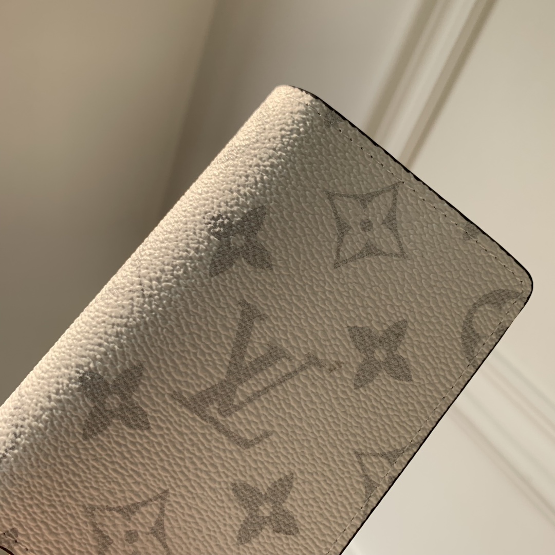 l**is V*t*n wallet-m83095-8*11*1cm