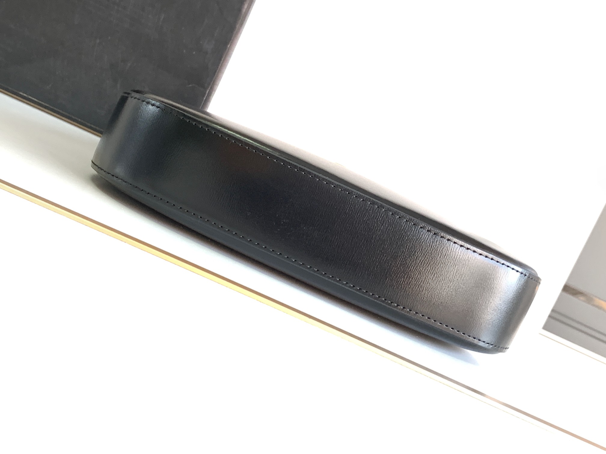 Ce**e tilly hobo bag-22 x 13.5 x 4cm