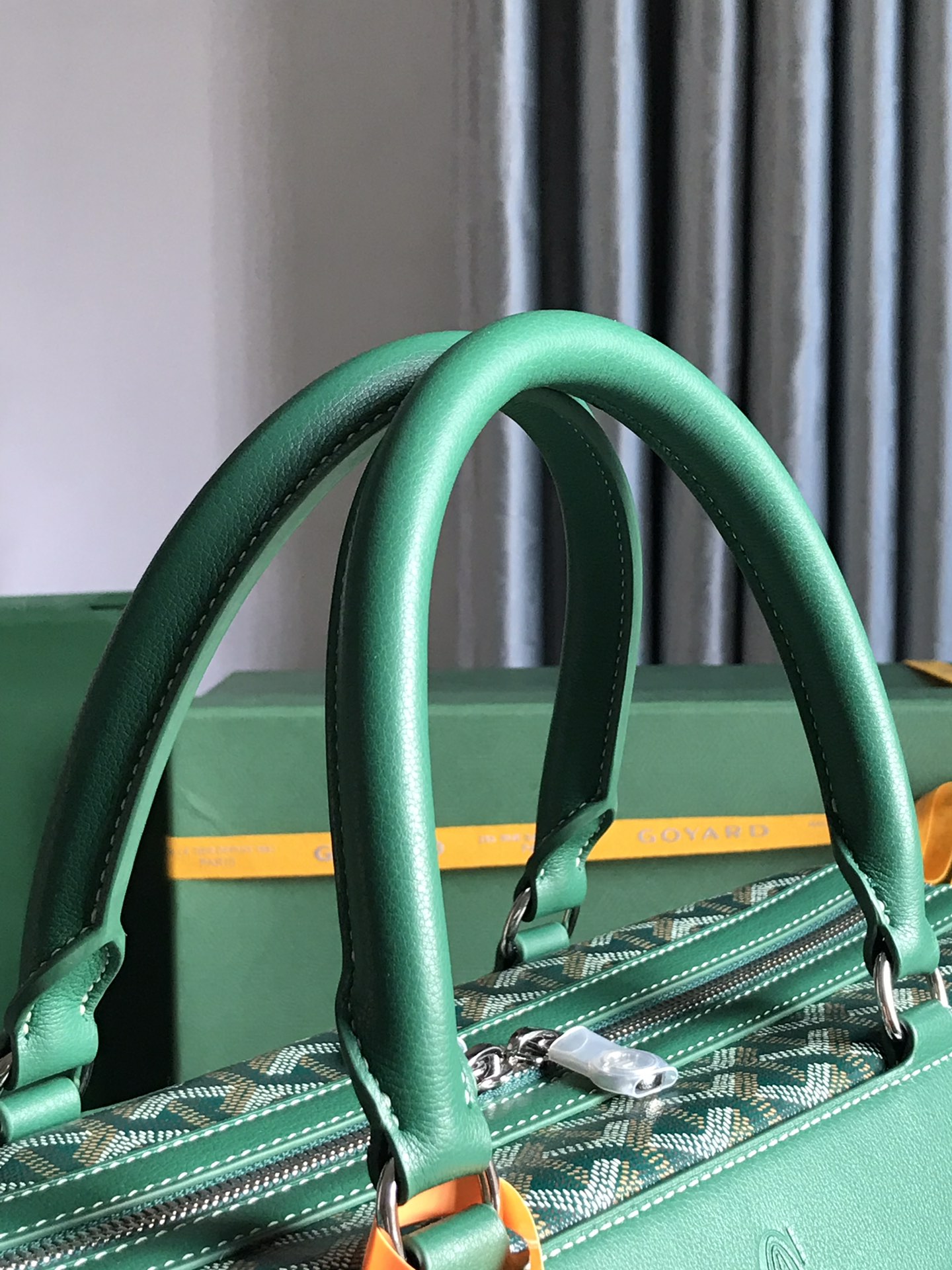 Go*ard cisalpin messenger bag-39*29*9cm