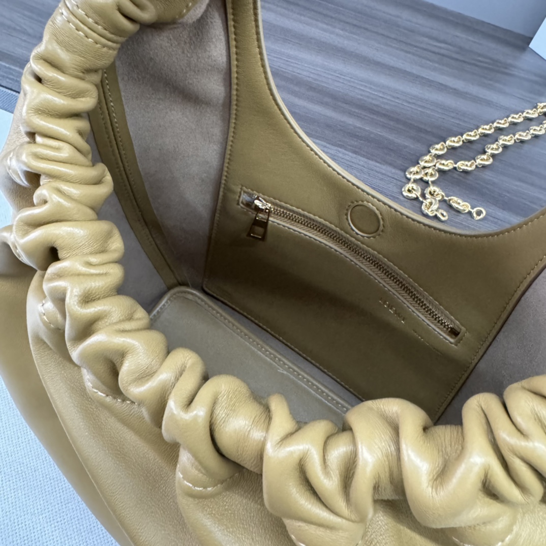 Loewe Squeeze Bag-29*10.5*24CM