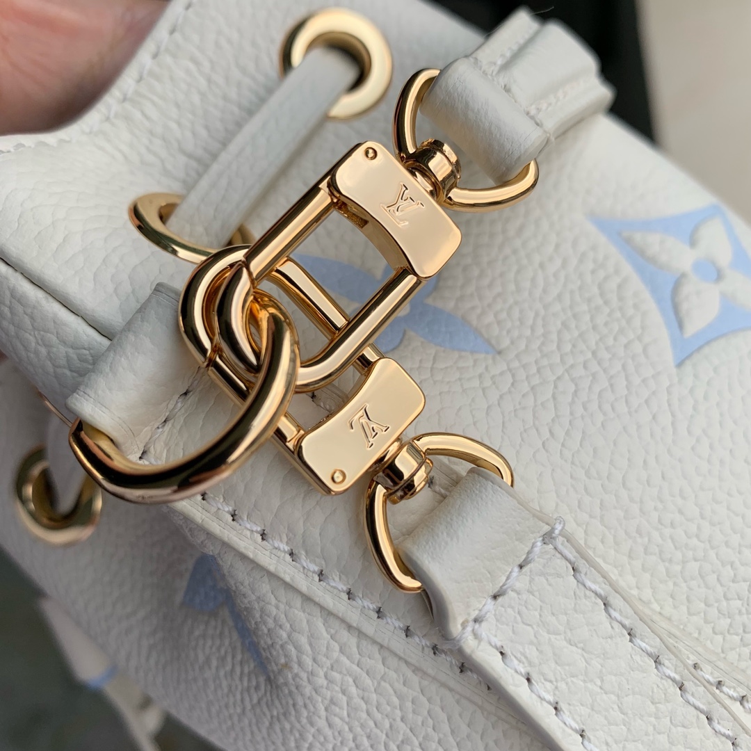 l**is V*t*n nano noé-13*16*10cm