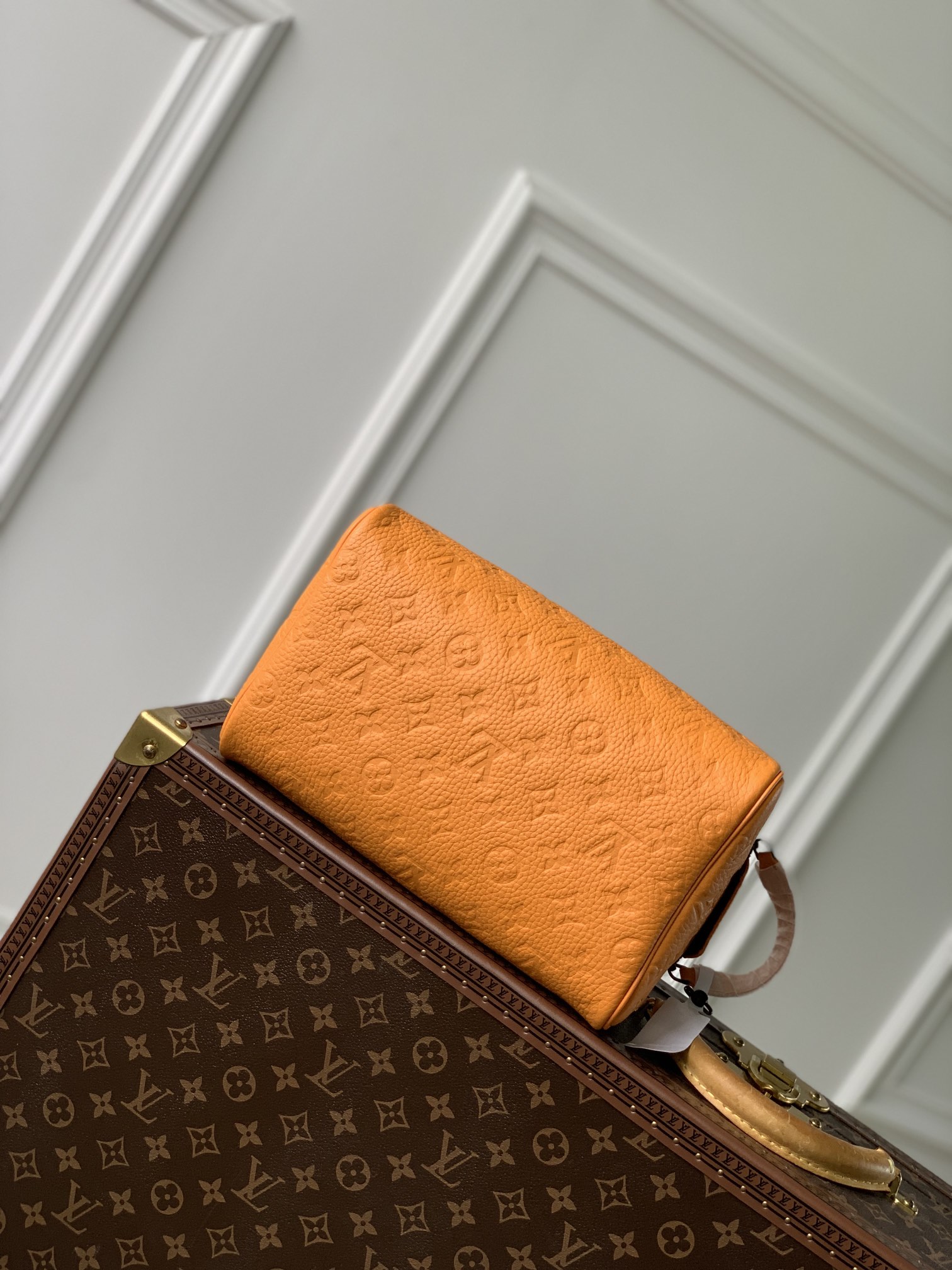 l**is V*t*n locker dopp kit pouch -28 x 15 x 16.5cm