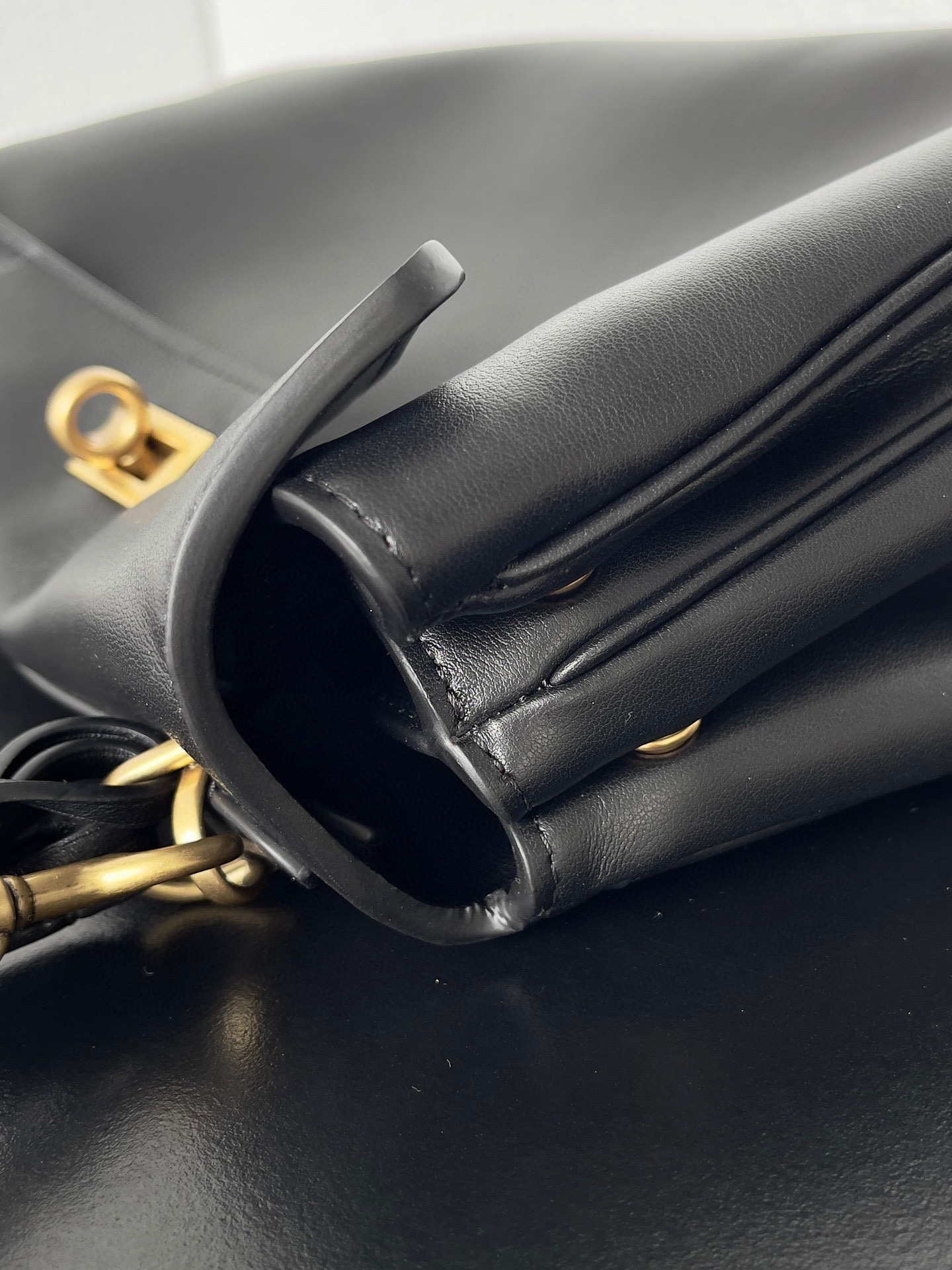 Balenciag Rodeo Handbags-28.9x20x9.9CM