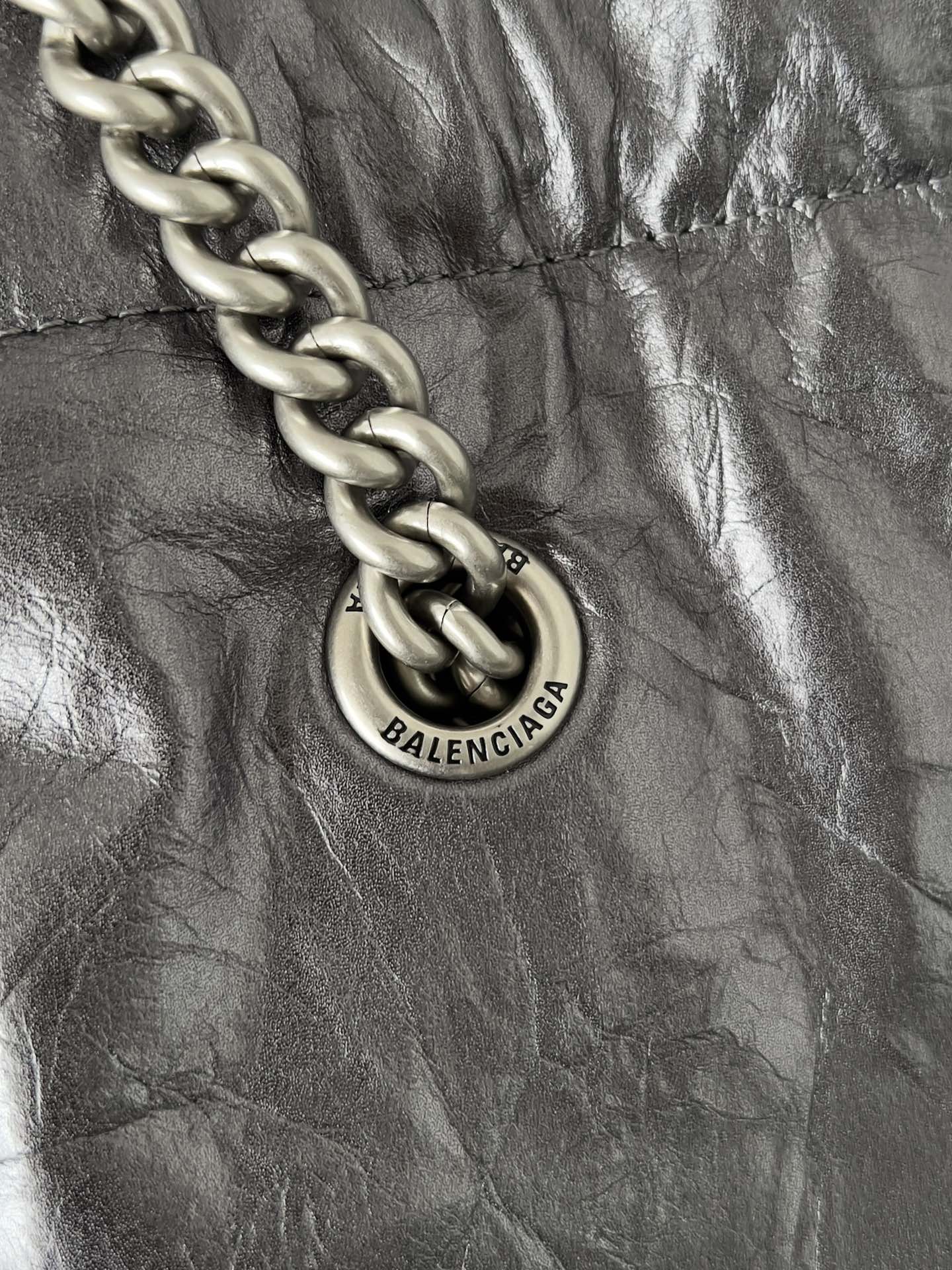 Ba*len*cia*ga crush tote-23.9*25.9*9.9cm