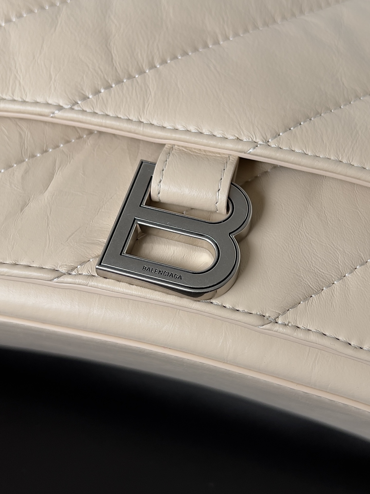 Ba*len*cia*ga crush chain bag-32*13*20.5cm