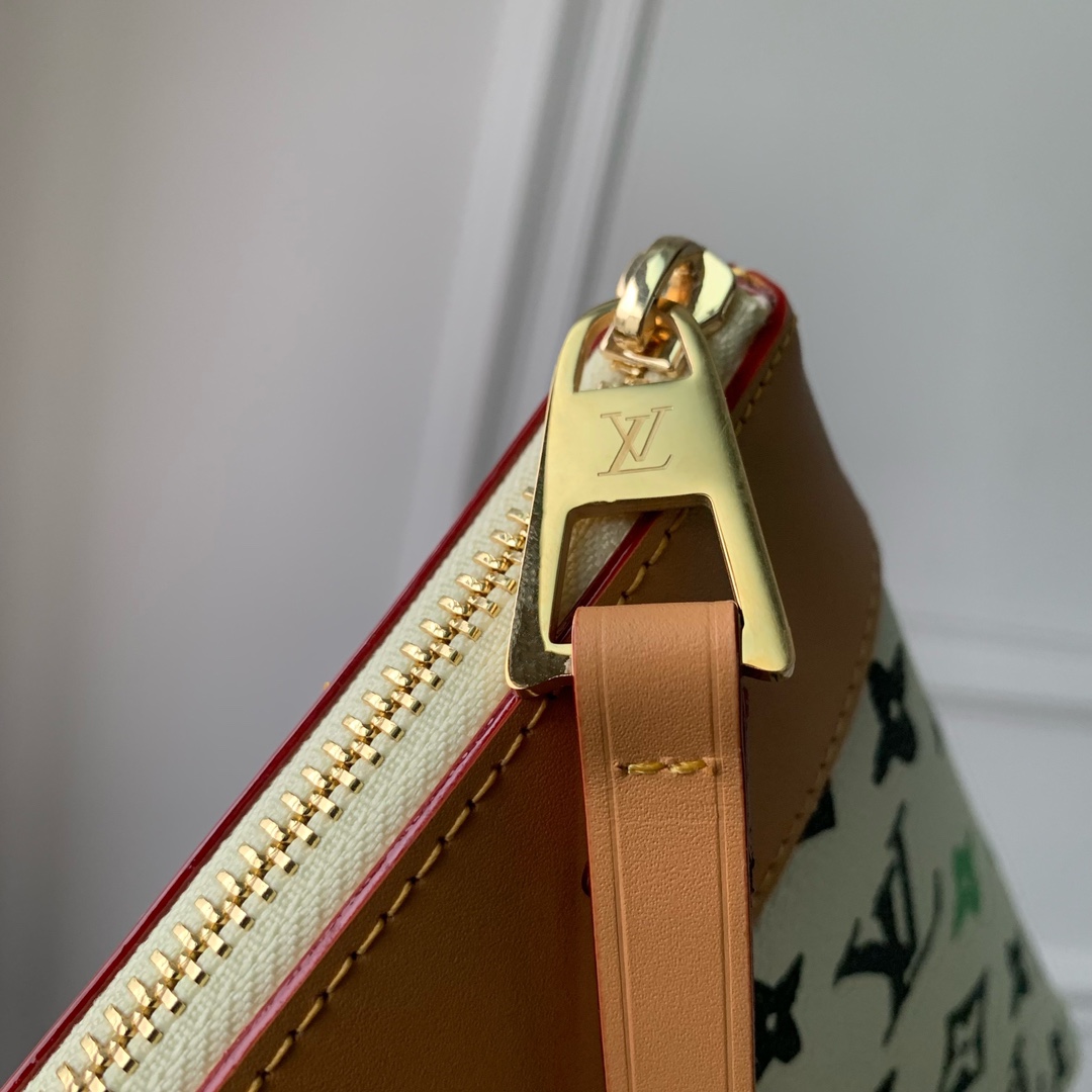 l**is V*t*n pochette voyage souple pouch-m83568-32 x 21 x 8cm