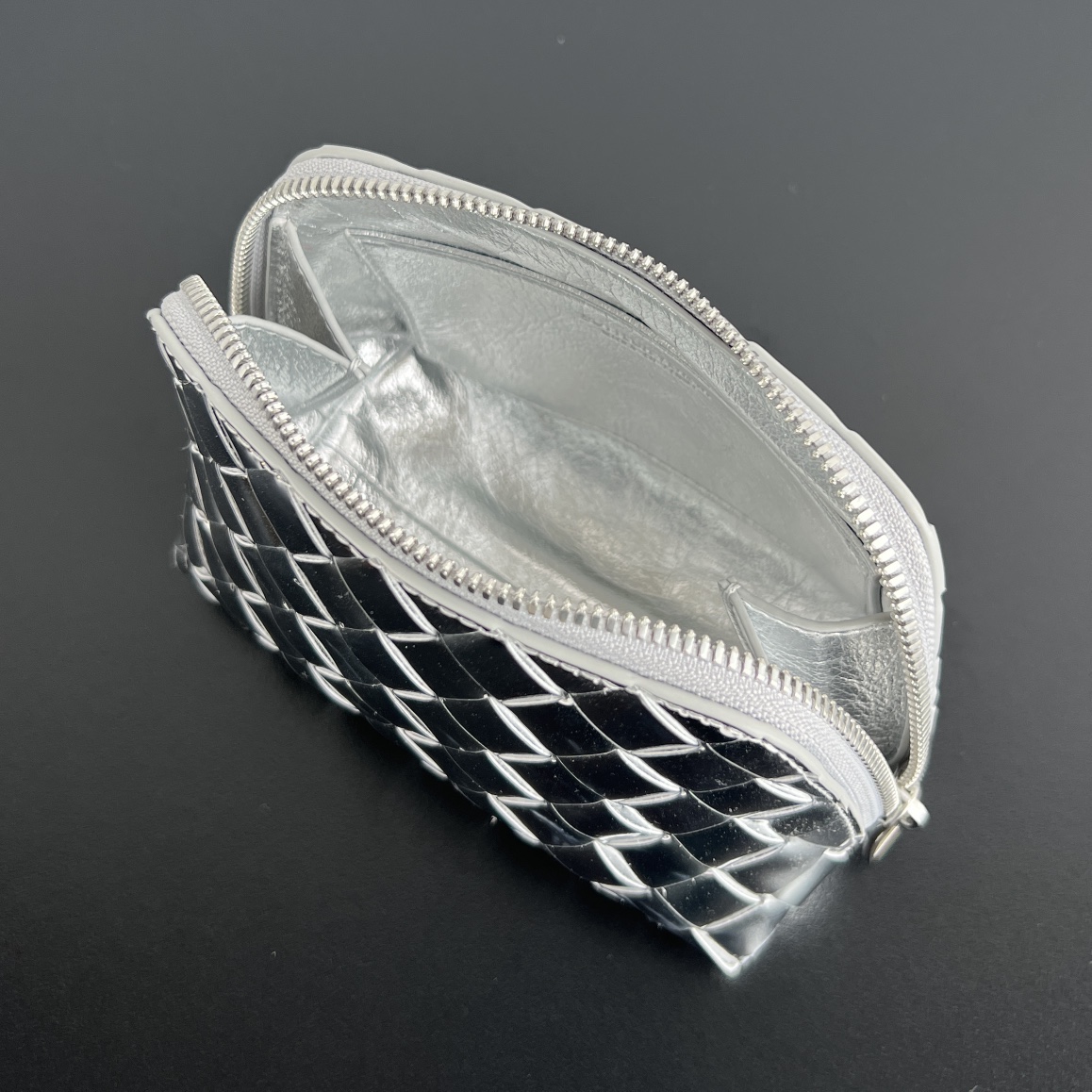 Bo*te*ga ve*ne*ta lntrecciato bag-16.5x10.5x9cm