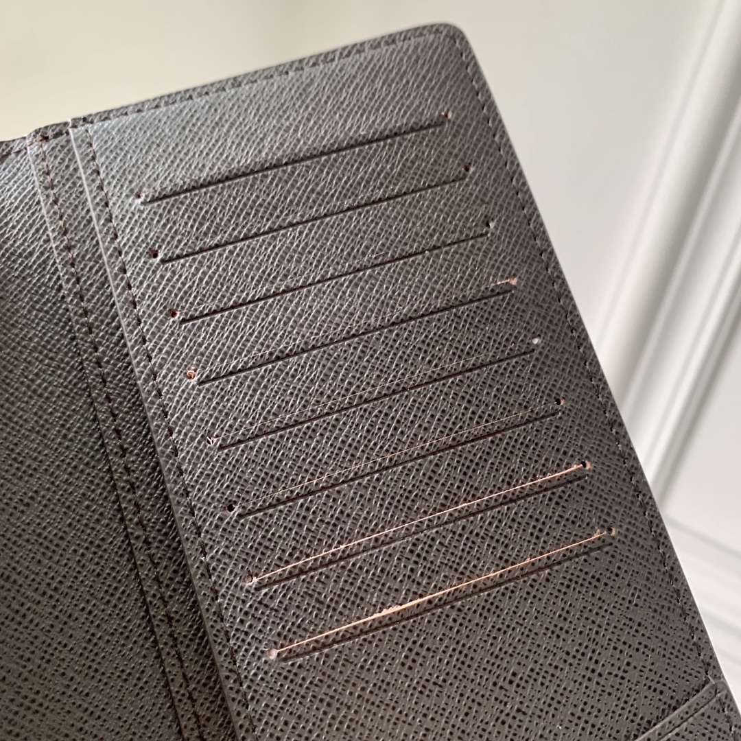 l**is V*t*n brazza wallet-m83335-10 x 19 x 2cm