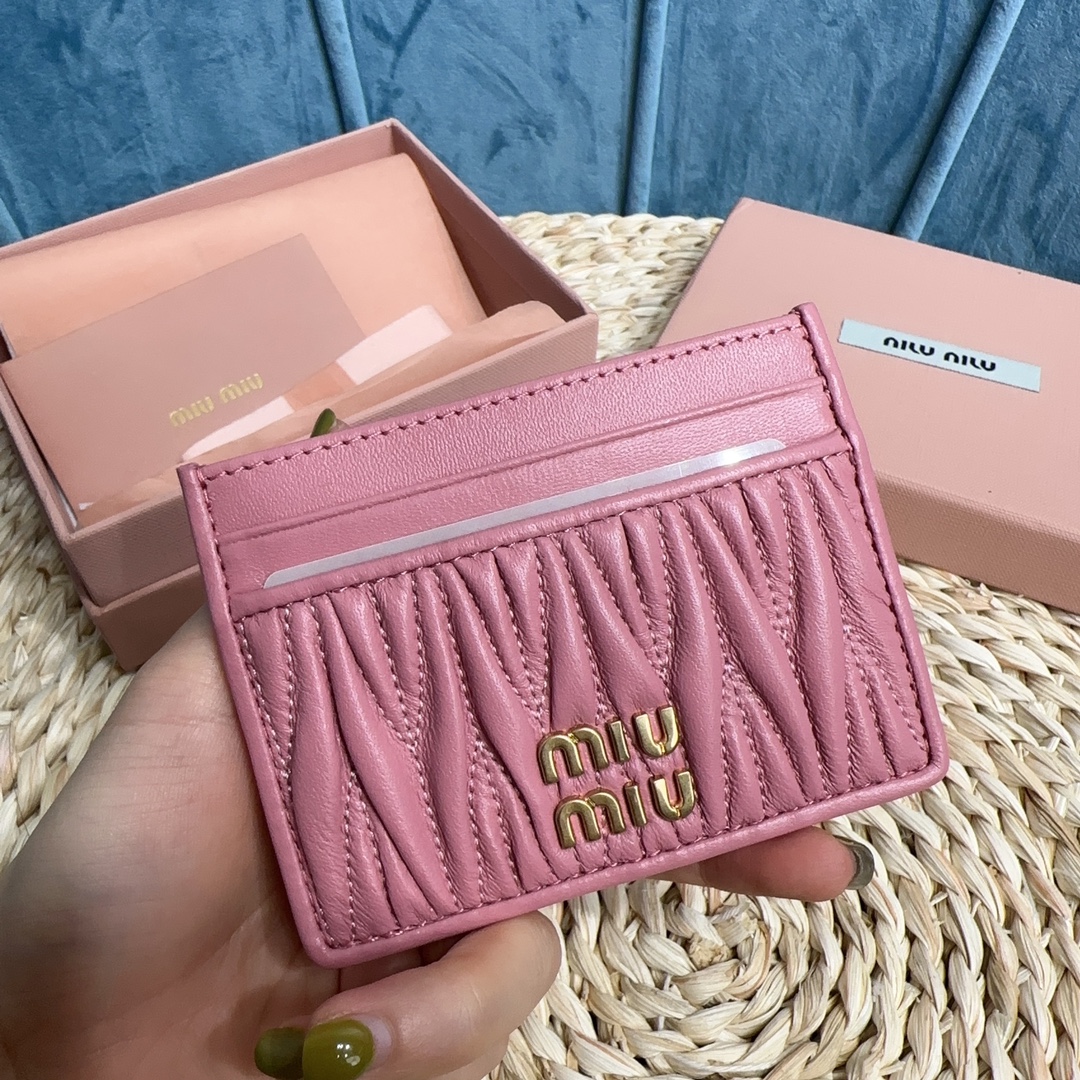 MiuMiu Pocket Wallet-8X10.5CM