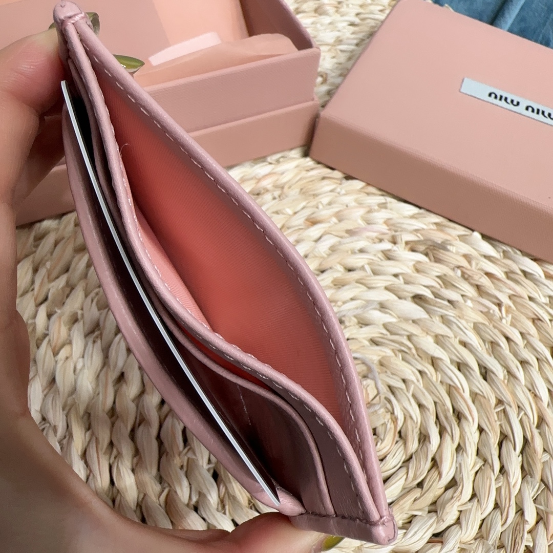 MiuMiu Pocket Wallet-8X10.5CM