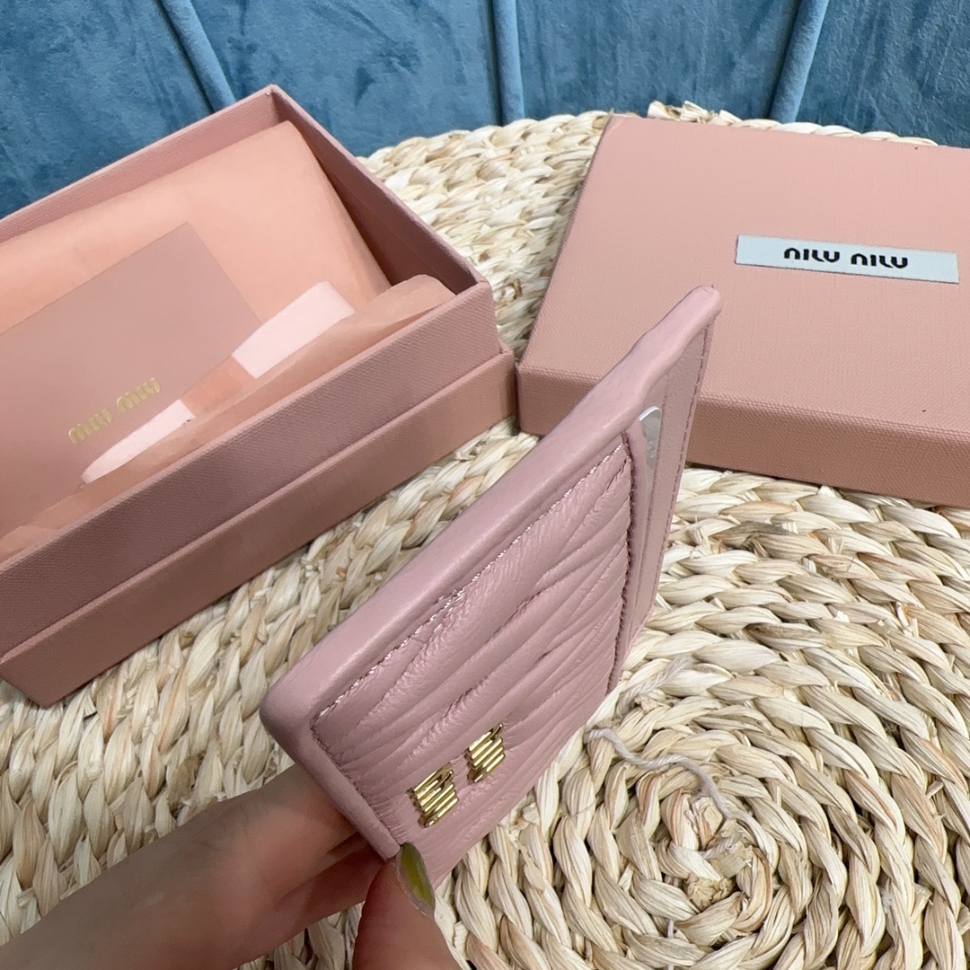 MiuMiu Pocket Wallet-8X10.5CM