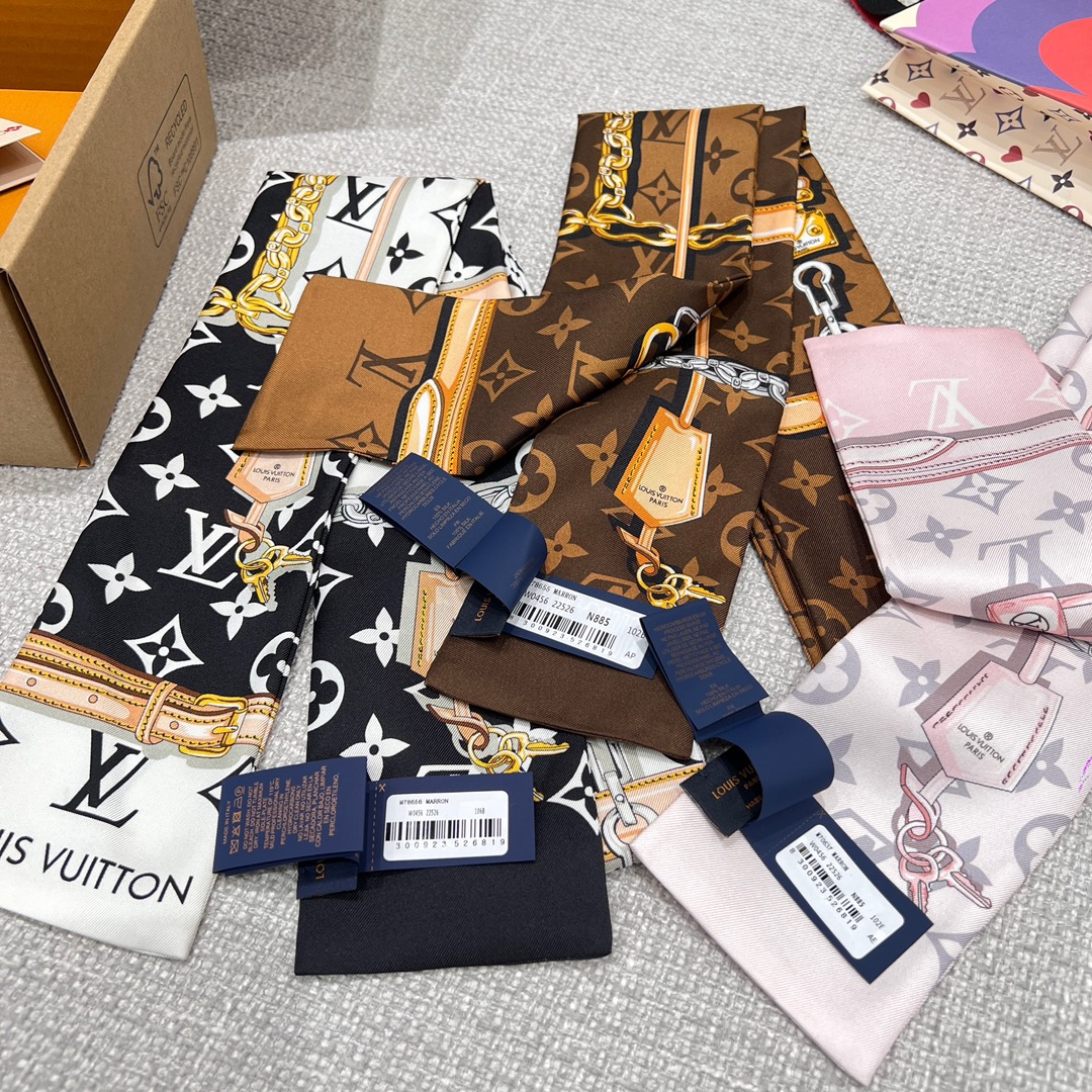 l**is V*t*n hair band